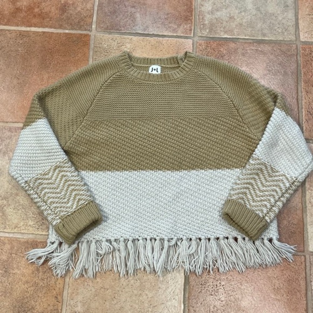 John + Jenn boho tassel sweater Large